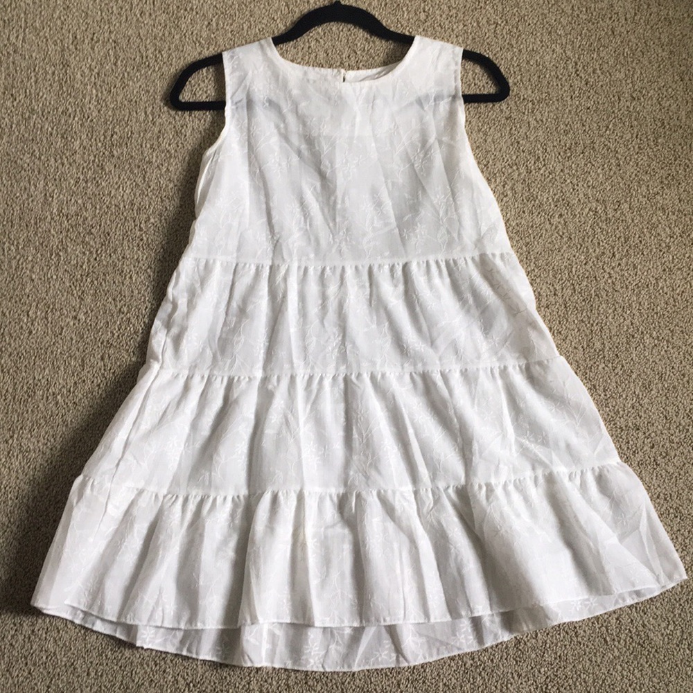Cute flowy summer dress